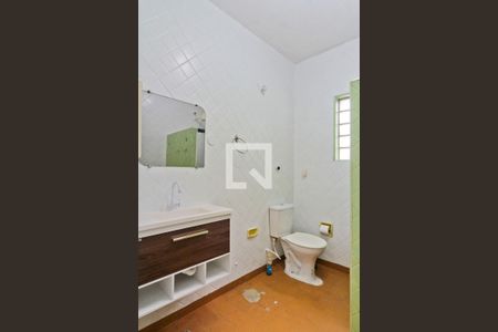 Casa para alugar com 120m², 2 quartos e 1 vaga Casa para alugar com 120m², 2 quartos e 1 vagaBanheiro