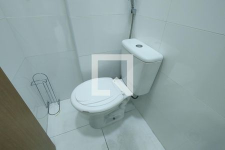 Lavabo de apartamento para alugar com 2 quartos, 85m² em Aviação, Praia Grande