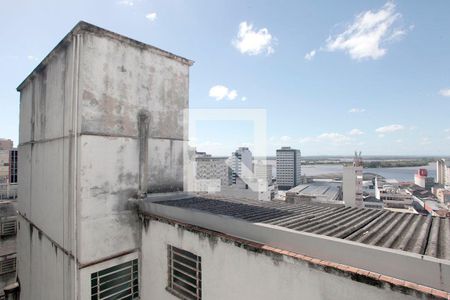 Studio - Sala / Quarto Vista de kitnet/studio à venda com 1 quarto, 24m² em Centro Histórico, Porto Alegre