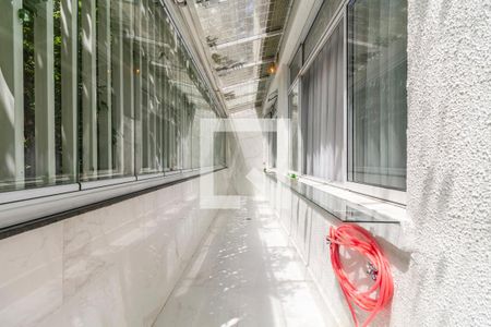 Apartamento à venda com 199m², 3 quartos e sem vagaVaranda