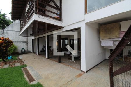Casa à venda com 470m², 4 quartos e 2 vagasSalão de festa - Varanda/área de serviço 1