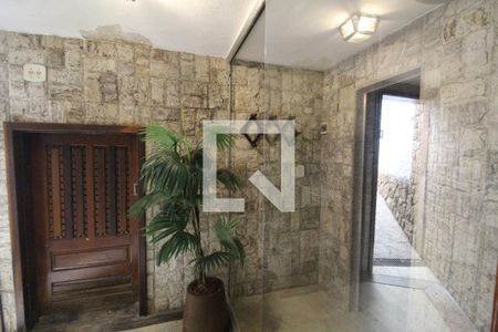 Casa à venda com 470m², 4 quartos e 2 vagasSauna - Casa da bomba da piscina 