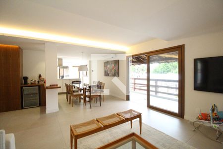 Sala de casa à venda com 4 quartos, 470m² em Anil, Rio de Janeiro