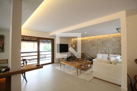 Sala  de casa à venda com 4 quartos, 470m² em Anil, Rio de Janeiro