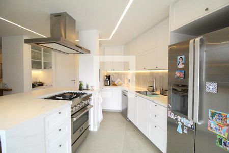 Casa à venda com 470m², 4 quartos e 2 vagasCozinha
