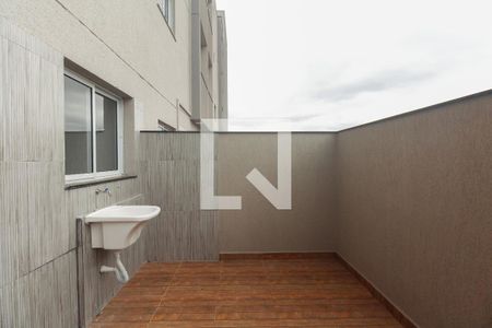 Varanda e Área de Serviço  de apartamento à venda com 2 quartos, 55m² em Penha de França, São Paulo