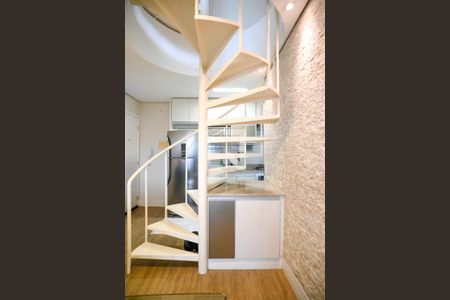 Apartamento à venda com 120m², 3 quartos e 1 vagaEscada