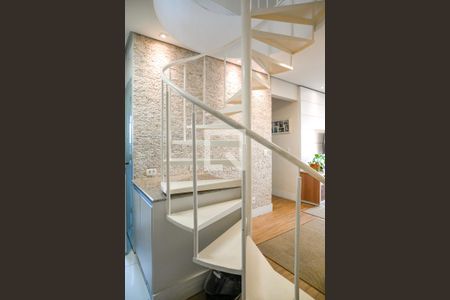 Apartamento à venda com 120m², 3 quartos e 1 vagaEscada