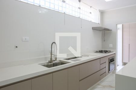 Casa para alugar com 600m², 3 quartos e 4 vagasCozinha