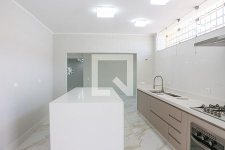 Casa para alugar com 600m², 3 quartos e 4 vagasCozinha