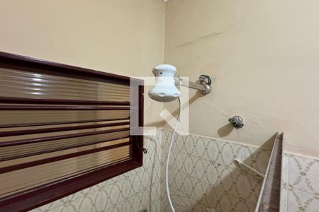 Casa para alugar com 220m², 3 quartos e 4 vagasBanheiro Social