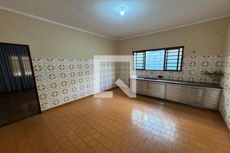 Casa para alugar com 220m², 3 quartos e 4 vagasCozinha
