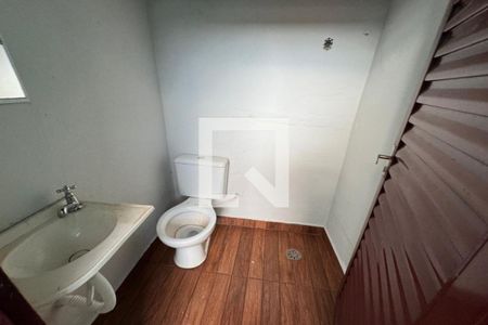 Casa para alugar com 220m², 3 quartos e 4 vagasBanheiro Externo