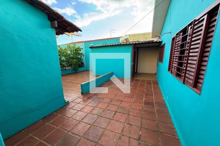 Casa para alugar com 220m², 3 quartos e 4 vagasQuintal - Varanda
