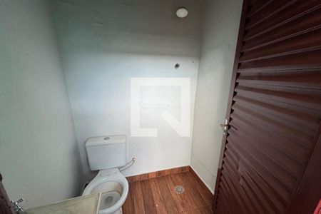 Casa para alugar com 220m², 3 quartos e 4 vagasBanheiro Externo