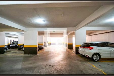 Apartamento para alugar com 42m², 2 quartos e 1 vaga Apartamento para alugar com 42m², 2 quartos e 1 vagaGaragem