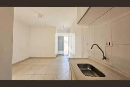 Studio para alugar com 25m², 1 quarto e sem vaga Studio para alugar com 25m², 1 quarto e sem vagaCozinha