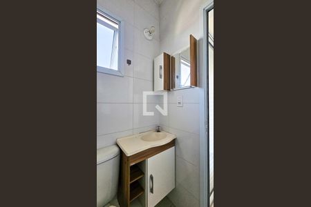 Banheiro de kitnet/studio para alugar com 1 quarto, 25m² em Campo Grande, São Paulo