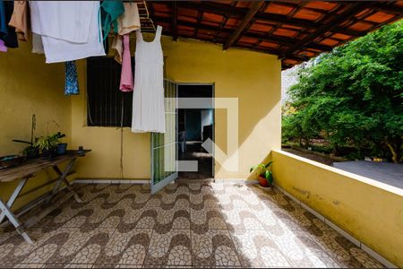 Casa à venda com 217m², 3 quartos e 4 vagas Casa à venda com 217m², 3 quartos e 4 vagasÁrea