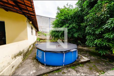 Casa à venda com 217m², 3 quartos e 4 vagas Casa à venda com 217m², 3 quartos e 4 vagasQuintal