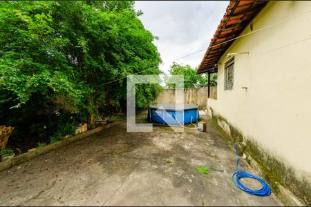 Casa à venda com 217m², 3 quartos e 4 vagas Casa à venda com 217m², 3 quartos e 4 vagasQuintal