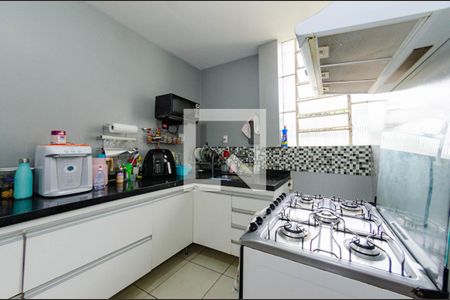 Casa à venda com 217m², 3 quartos e 4 vagas Casa à venda com 217m², 3 quartos e 4 vagasCozinha