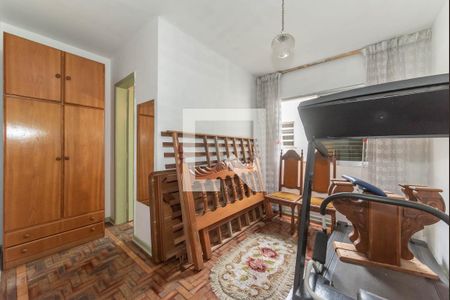 Casa à venda com 218m², 4 quartos e 3 vagasSuíte 2