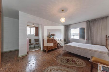 Casa à venda com 218m², 4 quartos e 3 vagasSuíte 3