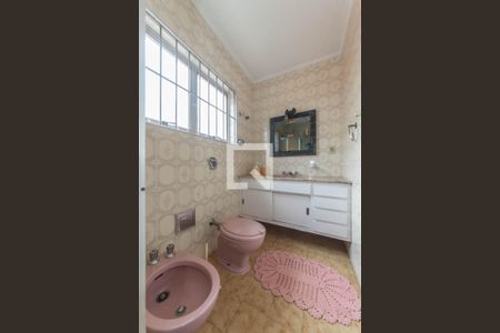 Casa à venda com 218m², 4 quartos e 3 vagasBanheiro da Suíte 3