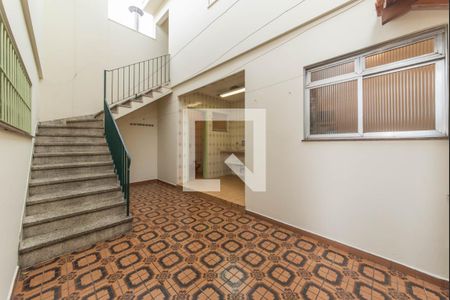 Casa à venda com 218m², 4 quartos e 3 vagasQuintal