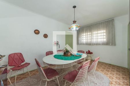 Casa à venda com 218m², 4 quartos e 3 vagasCopa