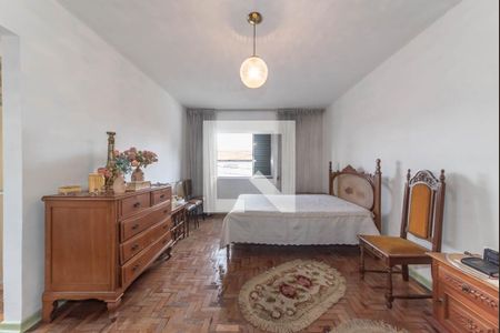 Casa à venda com 218m², 4 quartos e 3 vagasSuíte 3