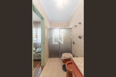 Casa à venda com 218m², 4 quartos e 3 vagasBanheiro da Suíte 1