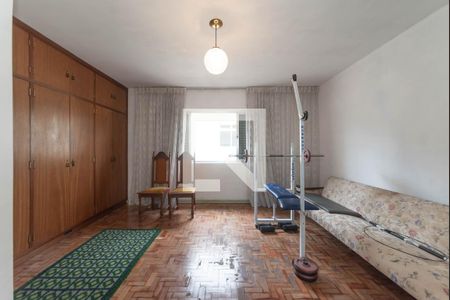 Casa à venda com 218m², 4 quartos e 3 vagasSuíte 1