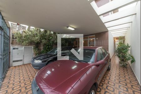 Casa à venda com 218m², 4 quartos e 3 vagasGaragem