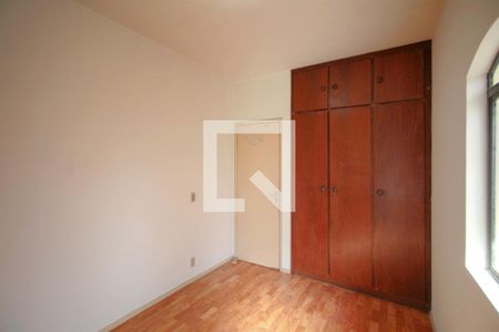 Quarto 1 de apartamento para alugar com 3 quartos, 92m² em Coração Eucarístico, Belo Horizonte