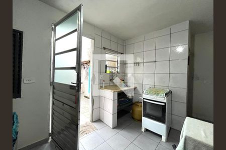 Casa à venda com 80m², 3 quartos e 1 vagaEdícula