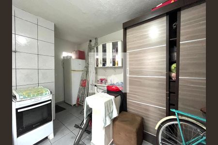 Casa à venda com 80m², 3 quartos e 1 vagaEdícula