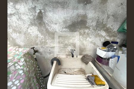 Casa à venda com 80m², 3 quartos e 1 vagaÁrea de Serviço