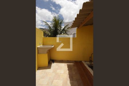 Casa para alugar com 50m², 2 quartos e sem vagaÁrea de Serviço