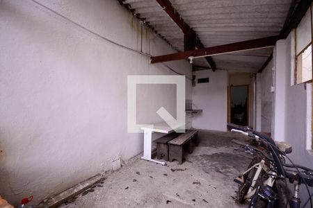 Casa à venda com 500m², 5 quartos e 4 vagasGalpão 