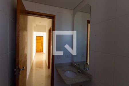 Apartamento à venda com 47m², 2 quartos e 1 vaga Apartamento à venda com 47m², 2 quartos e 1 vagaBanheiro