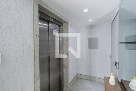 Apartamento à venda com 85m², 3 quartos e 2 vagasEntrada