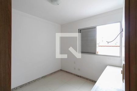 Apartamento à venda com 85m², 3 quartos e 2 vagasQuarto 2