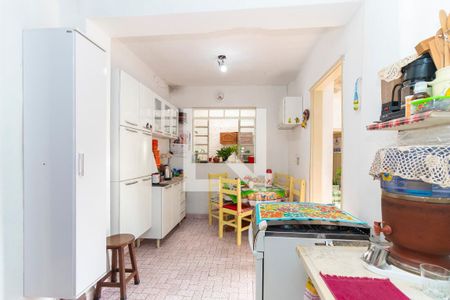 Casa à venda com 261m², 4 quartos e 3 vagas Casa à venda com 261m², 4 quartos e 3 vagasCozinha