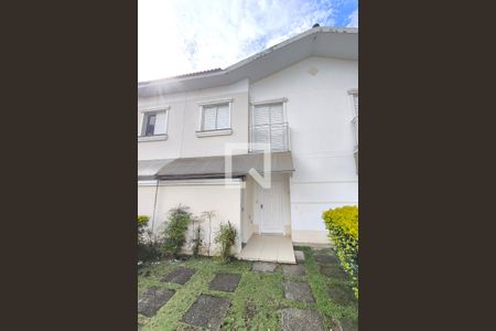 Casa de condomínio para alugar com 83m², 3 quartos e 2 vagas Casa de condomínio para alugar com 83m², 3 quartos e 2 vagasFachada do Condomínio