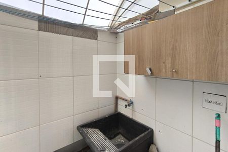 Casa de condomínio para alugar com 83m², 3 quartos e 2 vagas Casa de condomínio para alugar com 83m², 3 quartos e 2 vagasÁrea de Serviço