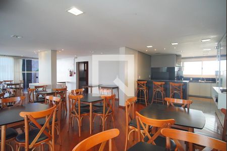 Apartamento à venda com 221m², 4 quartos e 3 vagasÁrea comum - Salão de festas