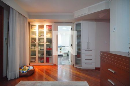 Apartamento à venda com 221m², 4 quartos e 3 vagasSuíte