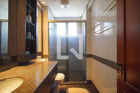 Apartamento à venda com 221m², 4 quartos e 3 vagasBanheiro 1